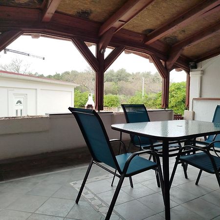 Apartman Iva Новаля Екстериор снимка